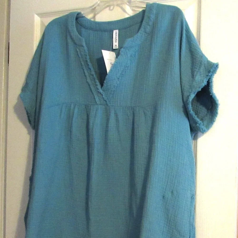 NWT  ZENANA  Vee-Neck Short Sleeve Top  Size XL
